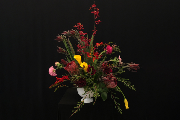 compote floral arrangement